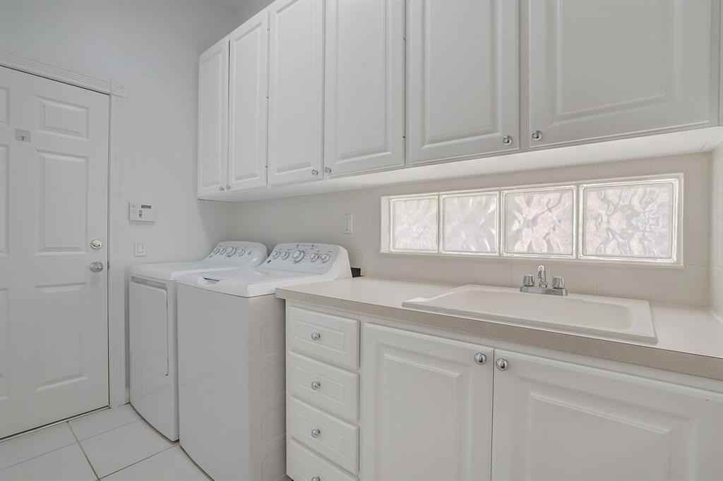 8457 Xanthus Ln - Photo 6 of 8