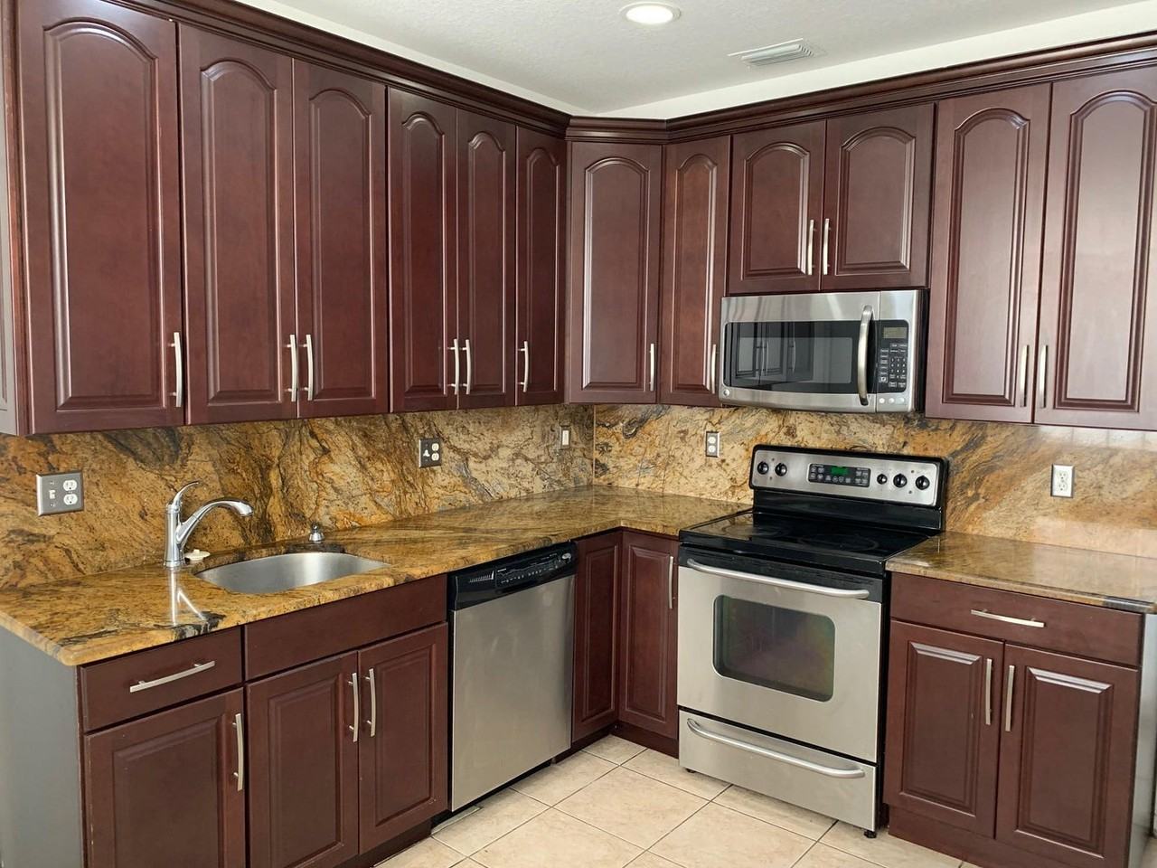 5110 Rambler Rose Way - Photo 2 of 5