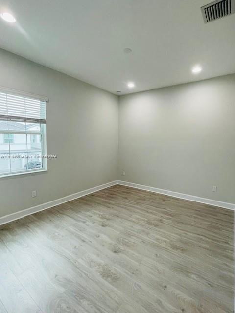 5459 Liberty Ln - Photo 6 of 8