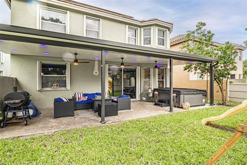 6917 Sea Daisy Dr - Photo 2 of 8