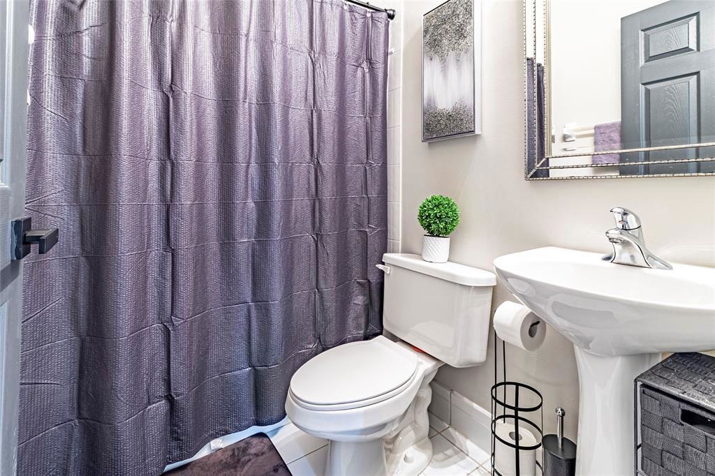 6917 Sea Daisy Dr - Photo 3 of 8