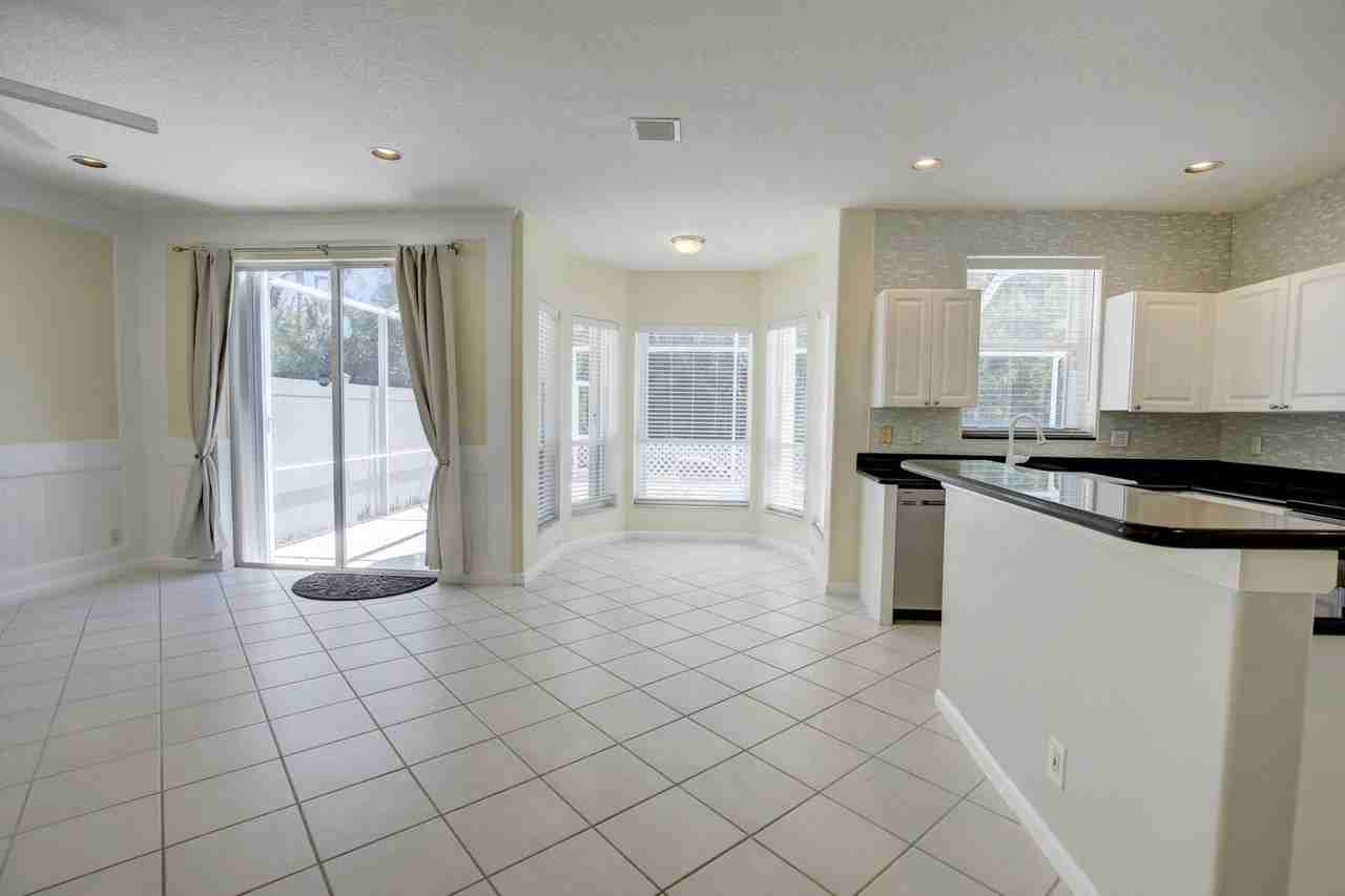 7715 Colony Lake Dr - Photo 4 of 8