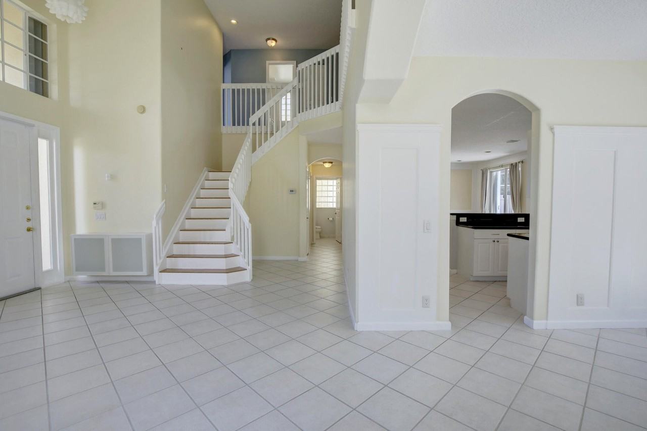 7715 Colony Lake Dr - Photo 6 of 8