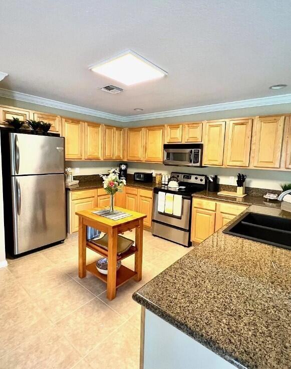 6168 Adriatic Way - Photo 3 of 8