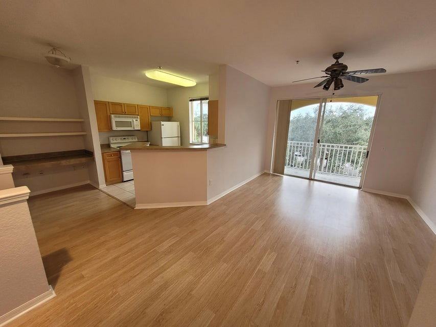 11010 Legacy Dr #301 - Photo 4 of 5