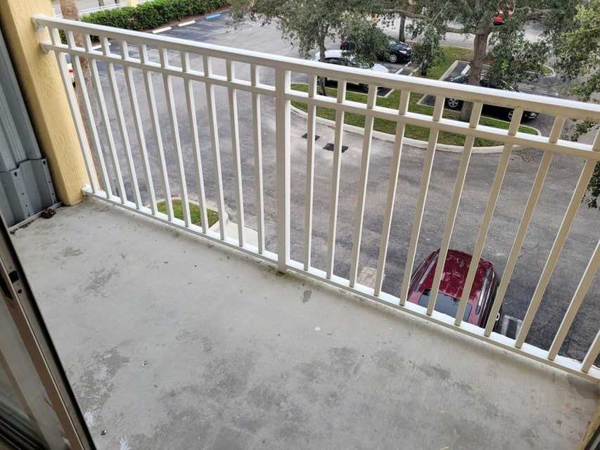 11010 Legacy Dr #301 - Photo 5 of 5