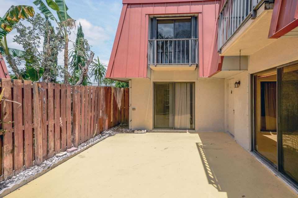 3157 Gardens East Dr #A - Photo 4 of 4