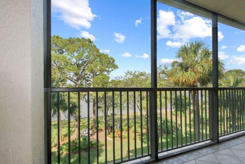 1001 Seafarer Cir #303 - Photo 6 of 6