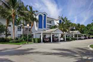 143 Bay Colony Dr N #N - Photo 1 of 1