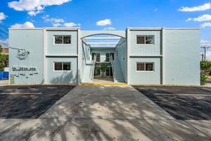 featured image of 401 Southwind Dr #1