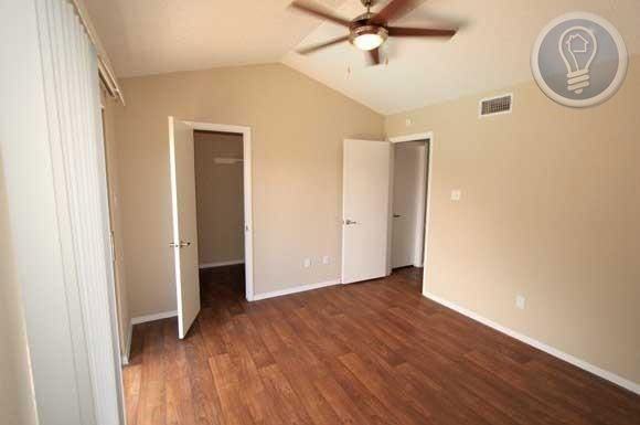 6001 Menchaca Rd - Photo 3 of 8