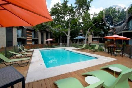 6001 Menchaca Rd - Photo 7 of 8