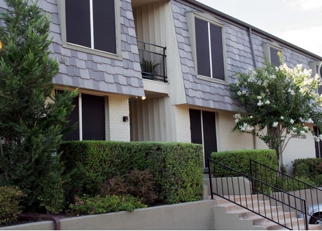 2613 Rogers Ave - Photo 3 of 7