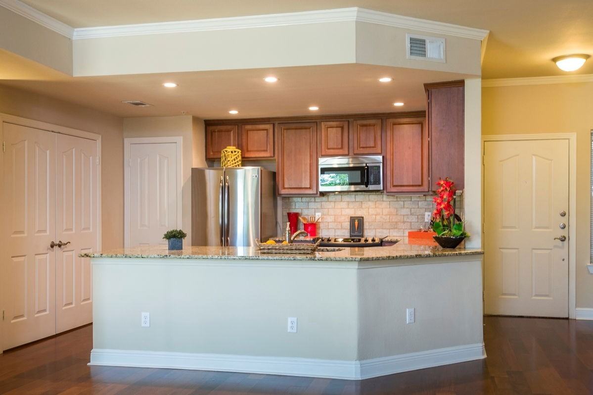 3700 N Hills Dr - Photo 3 of 4