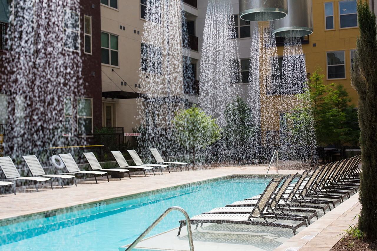 10622 Burnet Rd - Photo 5 of 7