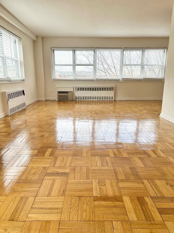 Hudson Ter #5C - Photo 2 of 8