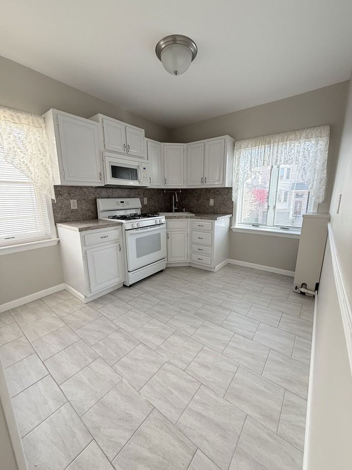 270 Grant Ave #FL2 - Photo 2 of 8