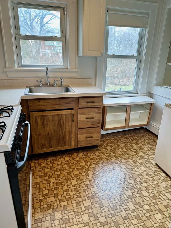112 Prospect Ave #2 - Photo 3 of 8