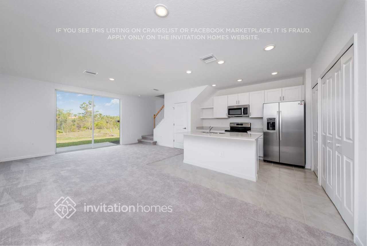 2674 Riverfield Rd - Photo 4 of 34