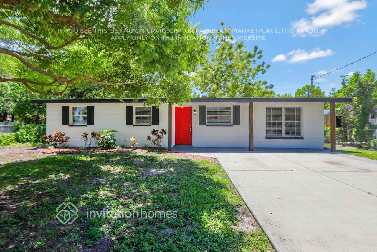 4010 Treasure Cir - Photo 2 of 26