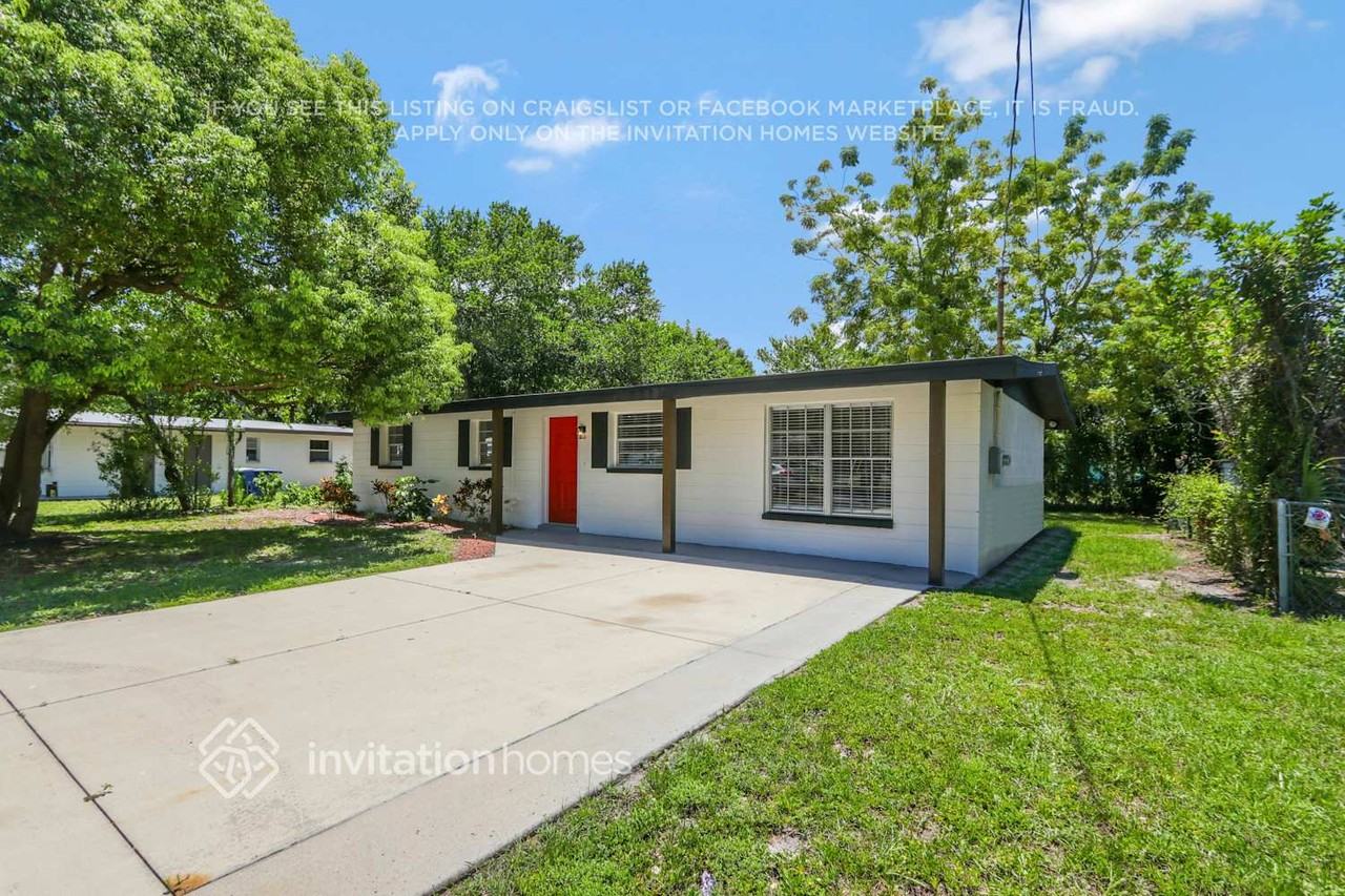 4010 Treasure Cir - Photo 3 of 26