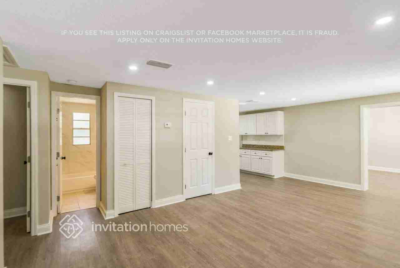 4010 Treasure Cir - Photo 6 of 26