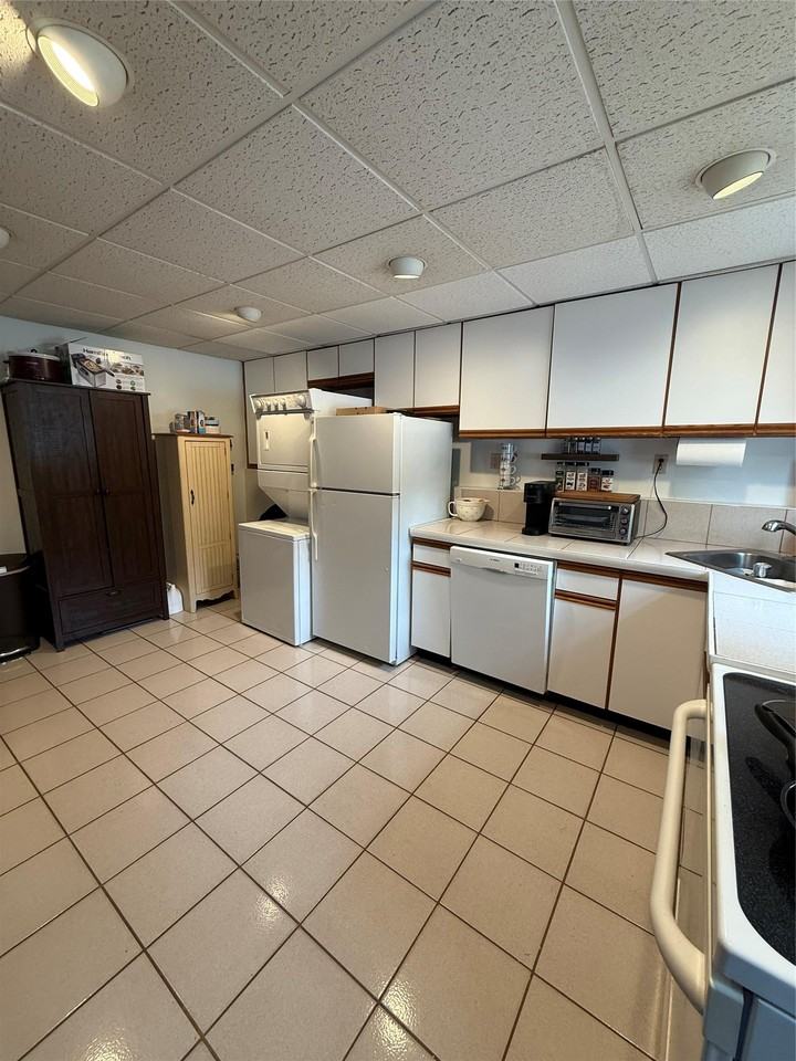 91 Rosewood Rd - Photo 2 of 7