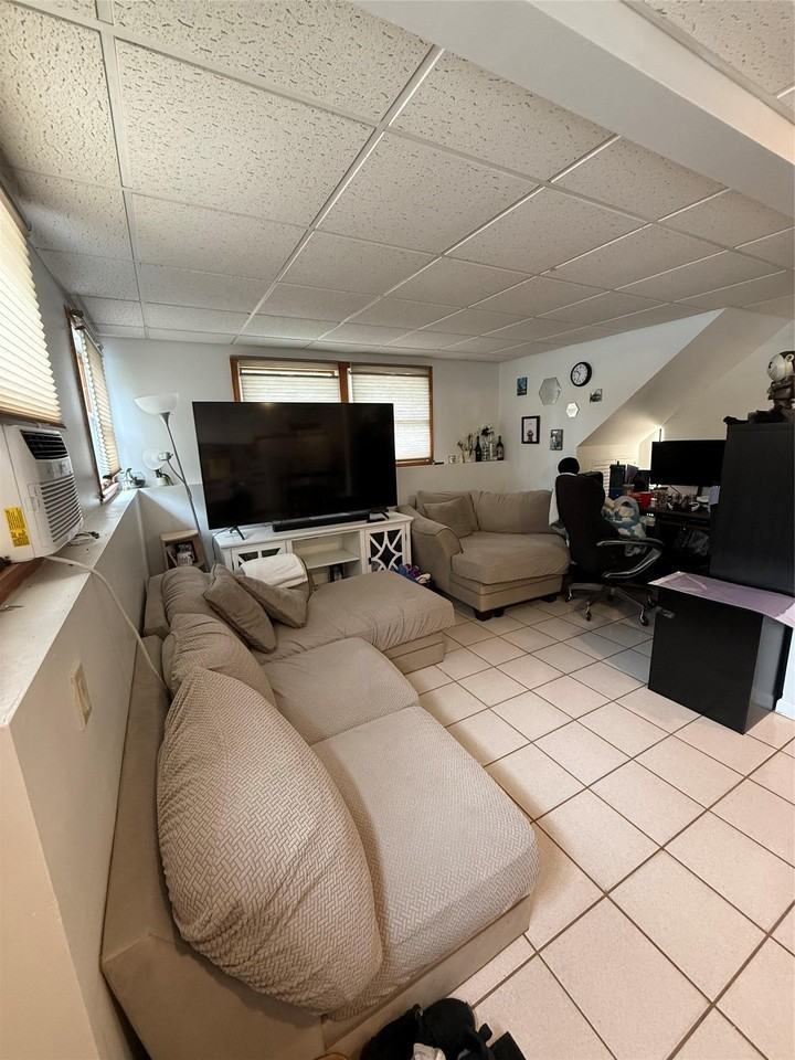 91 Rosewood Rd - Photo 3 of 7