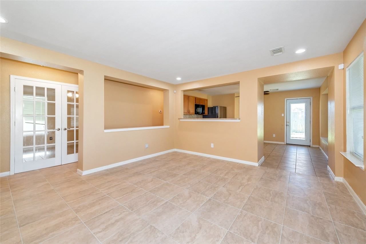 21219 Misty Brook Bend Ln - Photo 4 of 24