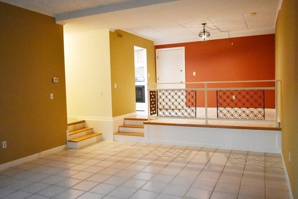 58 Broadlawn Park #17 - Photo 3 of 13