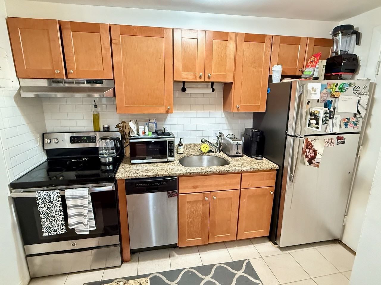12 Commonwealth Ct #8 - Photo 5 of 20