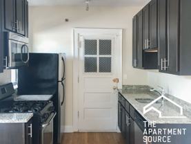 4721 N Leavitt St #3 - Photo 1 of 1