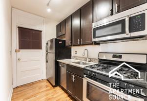 4725 N Leavitt St #1 - Photo 1 of 1