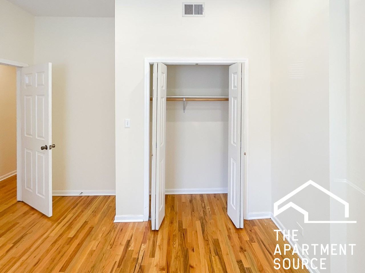 2604 N Racine Ave #1 - Photo 7 of 13