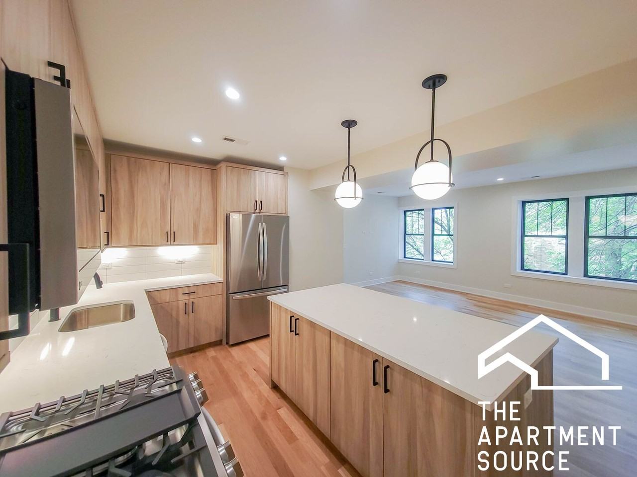 4857 N Seeley Ave #2 - Photo 5 of 16