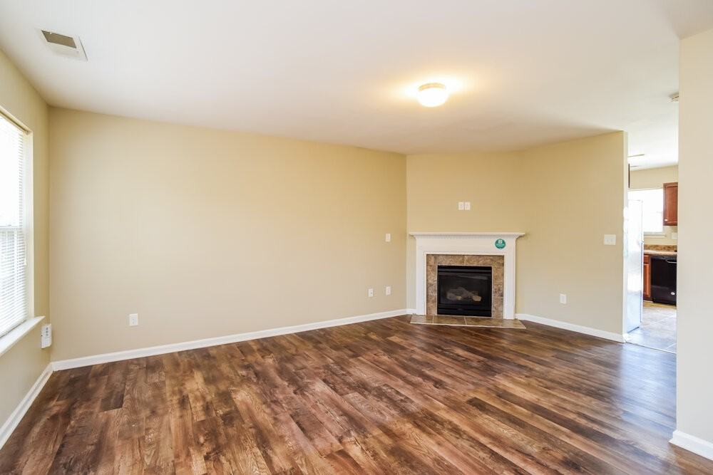3924 Glory St - Photo 6 of 17