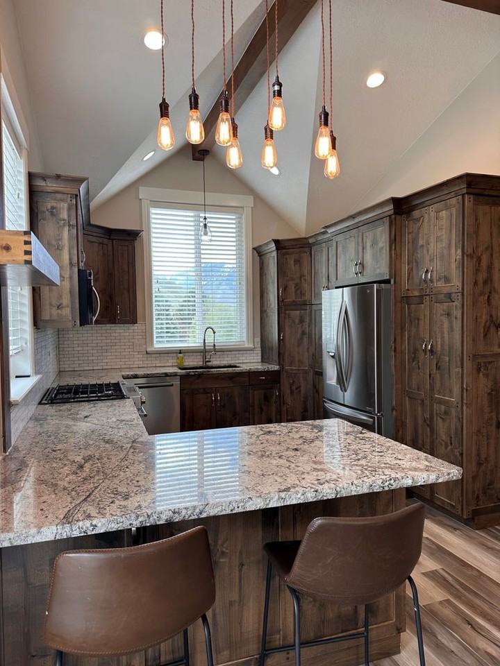1505 E 900 S - Photo 5 of 25
