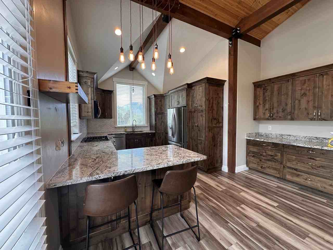 1505 E 900 S - Photo 6 of 25
