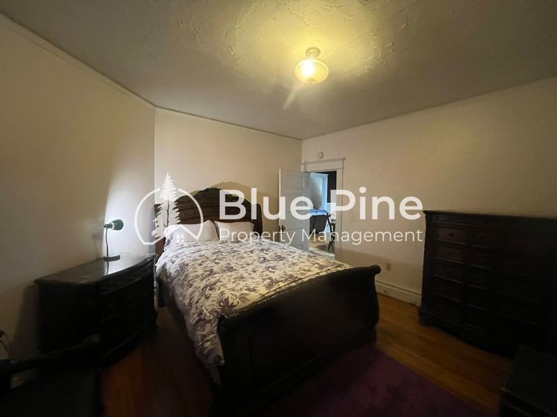 284 S Ridge Ave - Photo 6 of 18