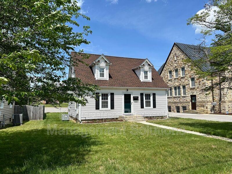 129 Dupont Cir - Photo 2 of 33