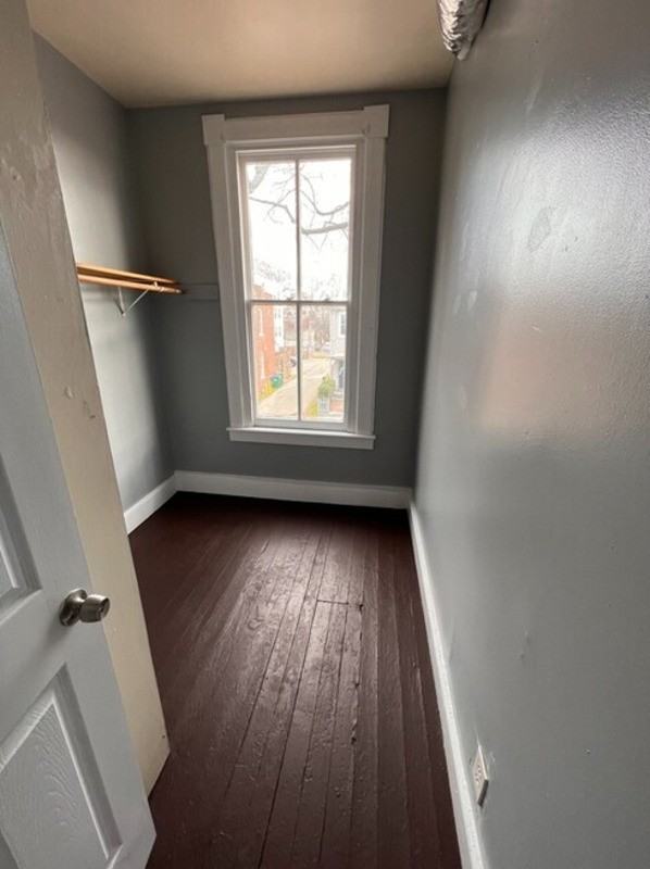 112 S Laurel St #B - Photo 5 of 9