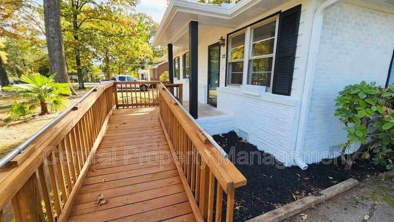 12 Carter Dr - Photo 2 of 32