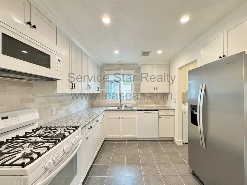 2908 E Avalon Dr - Photo 6 of 22