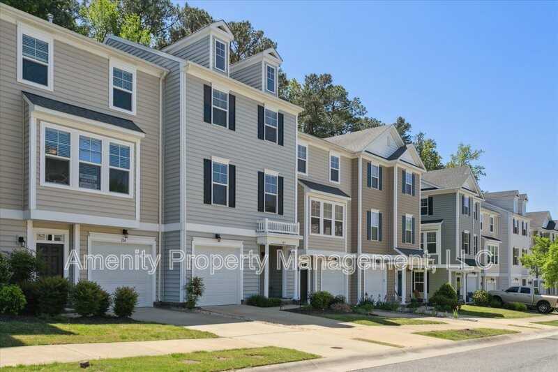 105 Prosperity Ct - Photo 3 of 28