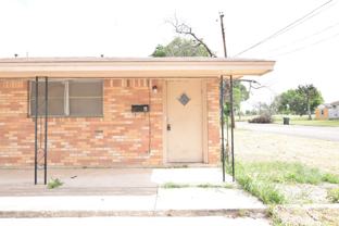 213 E Harrison Ave - Photo 1 of 1