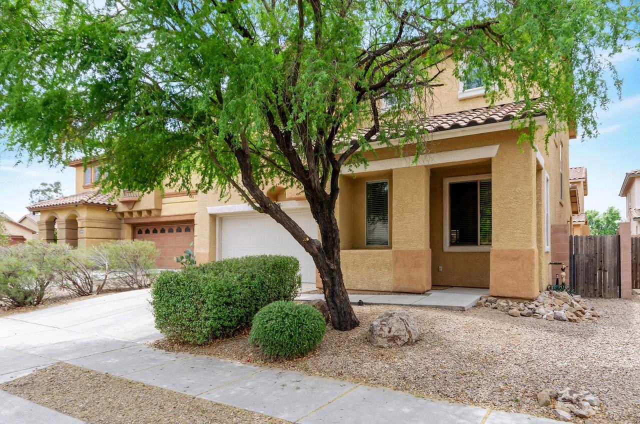 1595 W Gleaming Moon Trl - Photo 2 of 25