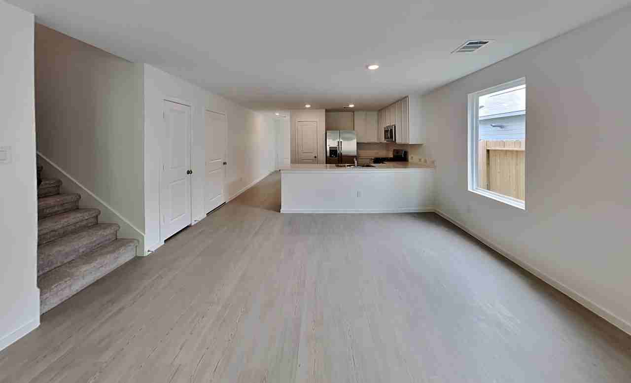 25687 Roy Rogers Ct - Photo 6 of 24