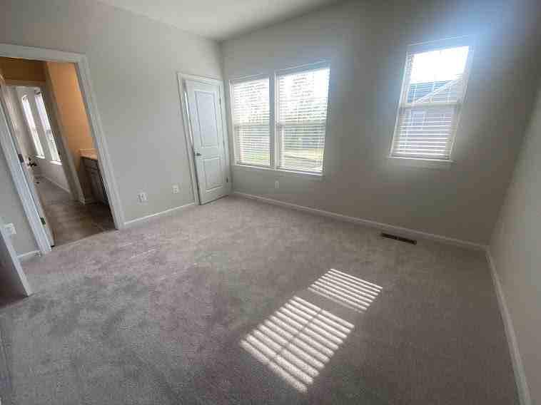 506 Nursery Ln - Photo 3 of 12