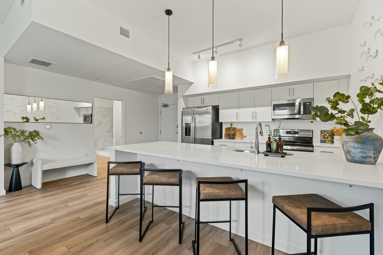 ECO PHX - Photo 5 of 50