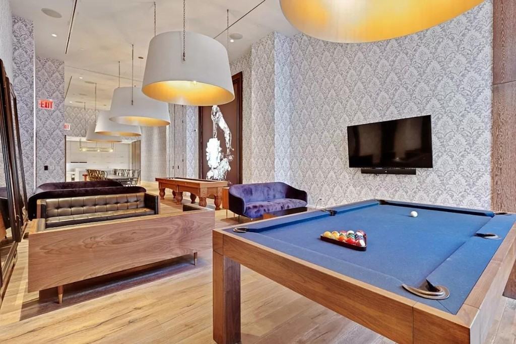 Dutch St #56D - Photo 7 of 20